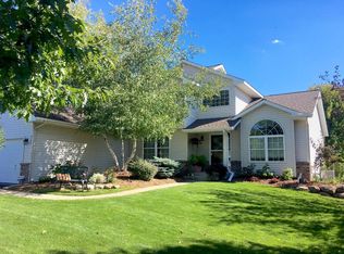 9277 Creek Way, Savage, MN 55378