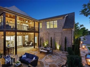 2585 Middle Coray Cir, Marietta, GA
