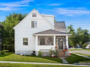 901 S Lee St, Bloomington, IL 61701