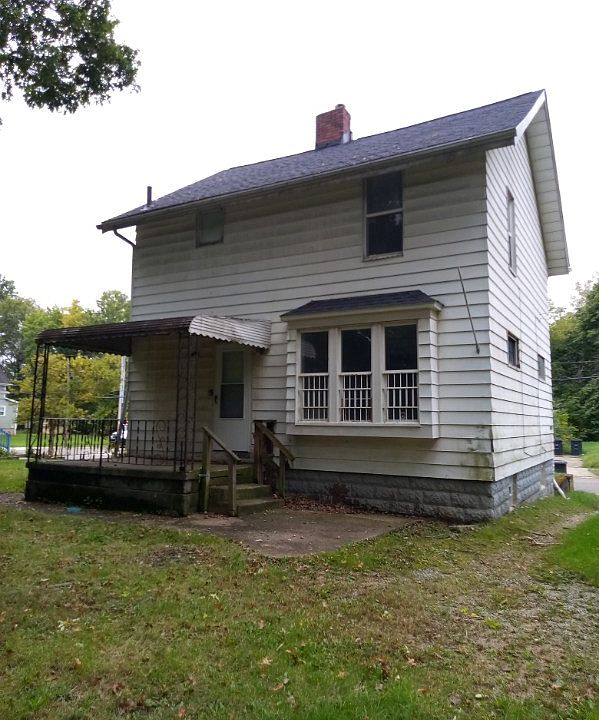 2nd image of 523 Wildwood Ave