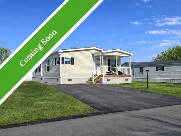 411 Birchwood Dr #411, Lockport, NY 14094