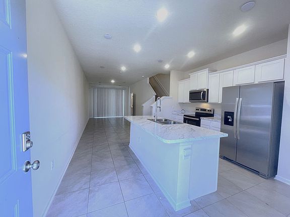 3rd image of 539 Running Woods St