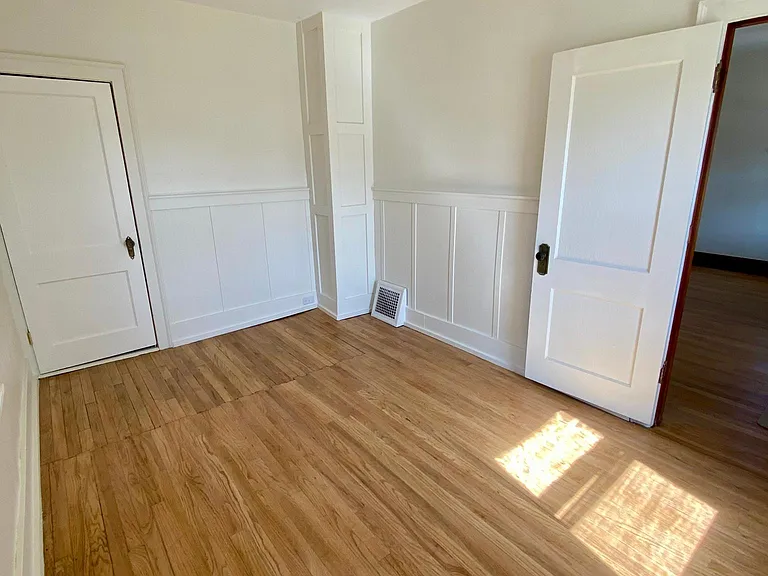 4808 Charles St — Photo 7
