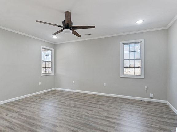 2nd image of 311 Thrash Rd