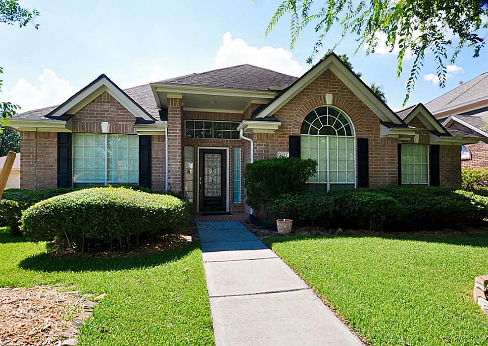 1st image of 3022 Hollinwell Dr