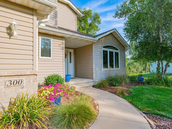 300 Military Ridge Dr, Verona, WI 53593