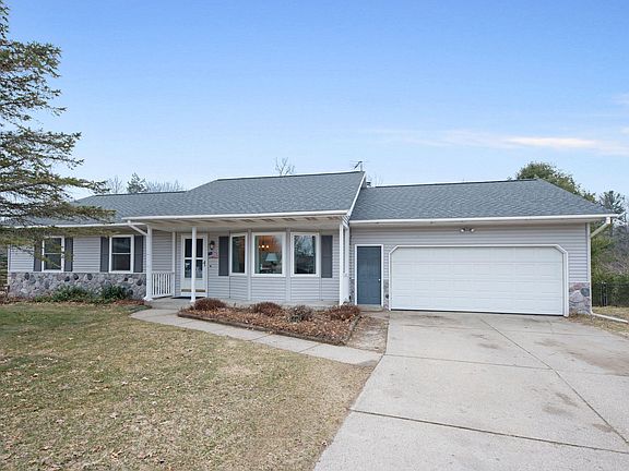 2nd image of 6125 Meadows Ct NE
