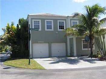5th image of 20651 NE 25th Ct