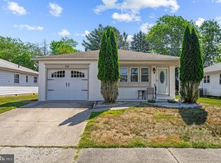 32 Liberta Dr, Toms River, NJ 08757