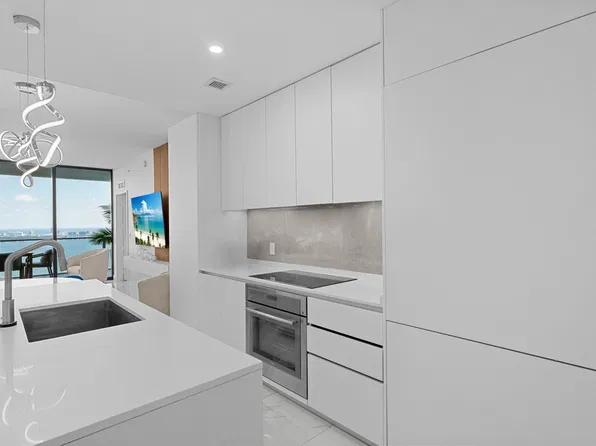 700 NE 24TH Street #4304, Miami, FL 33137