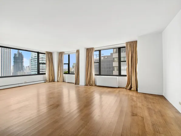 117 East 57th Street 35D image 2 of 18