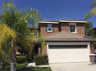 19977 Sassoon Pl, Santa Clarita, CA 91350