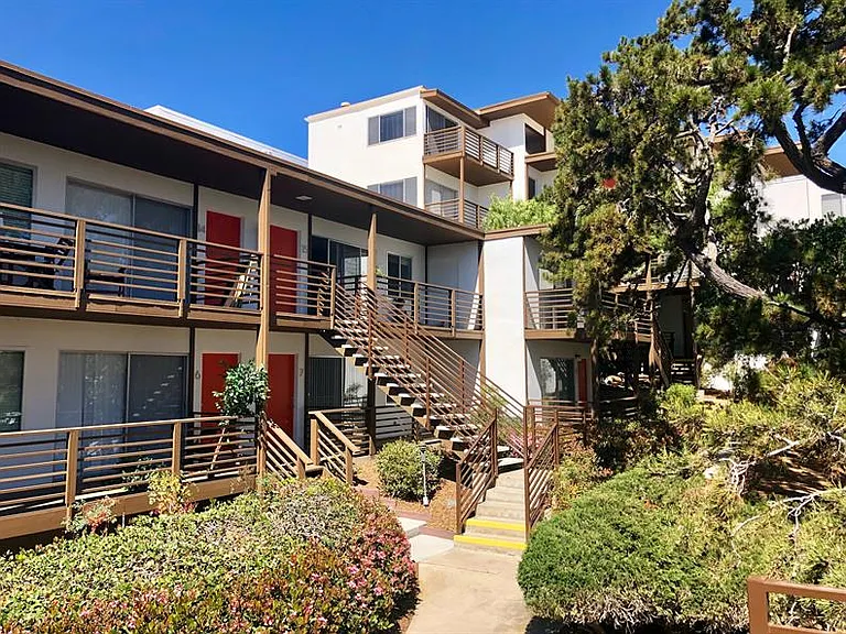 1770 Evergreen St #10 — Photo 3