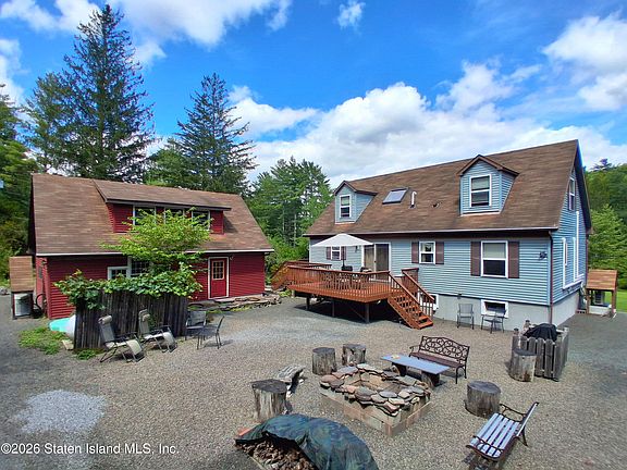 2nd image of 68 Garfield Rd
