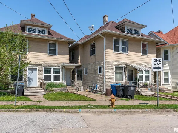 1525-1527 8th Ave, Moline, IL 61265