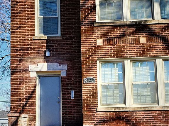 3rd image of 8107 S South Shore Dr #2