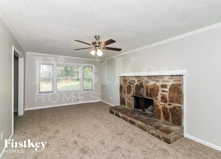 4007 Wells Cir — Photo 4