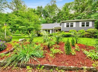 83 Sherwood Rd, Cortlandt Manor, NY 10567