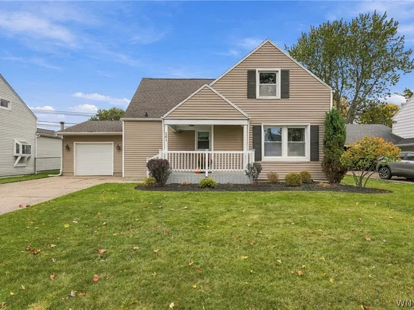 141 Kelvin Dr, Buffalo, NY 14223