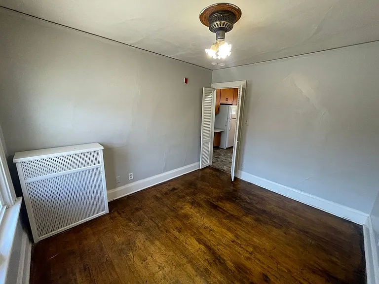 7601 W. Becher St. (3 Unit + Commercial) — Photo 6