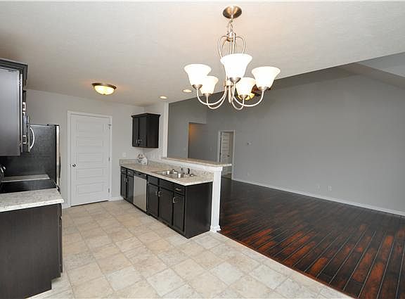 4th image of 945 Hazelwood Lot 945