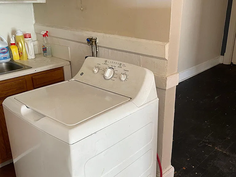 722 E Main St #2E — Photo 7