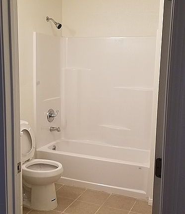 5th image of 353 E Brighton Ave