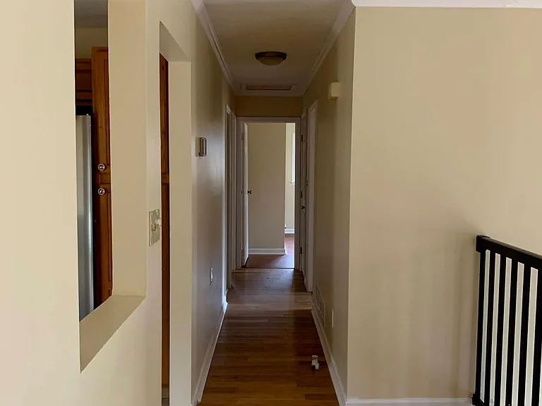 4670 Lindsey Dr — Photo 4