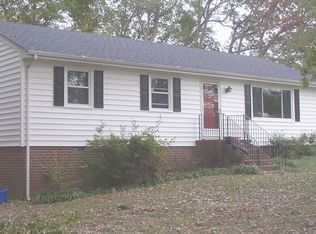 14707 Happy Hill Rd, Chester, VA 23831