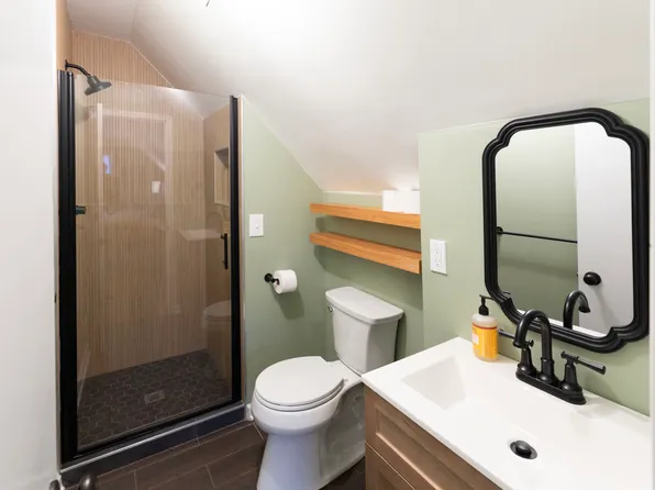 6206 Mullen Rd, Shawnee, KS 66216