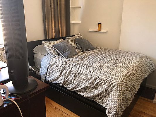 3rd image of 232 Meserole St #2R
