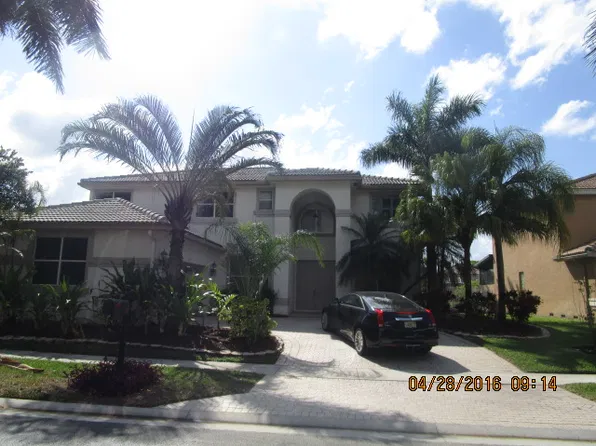 10910 Haydn Dr, Boca Raton, FL 33498