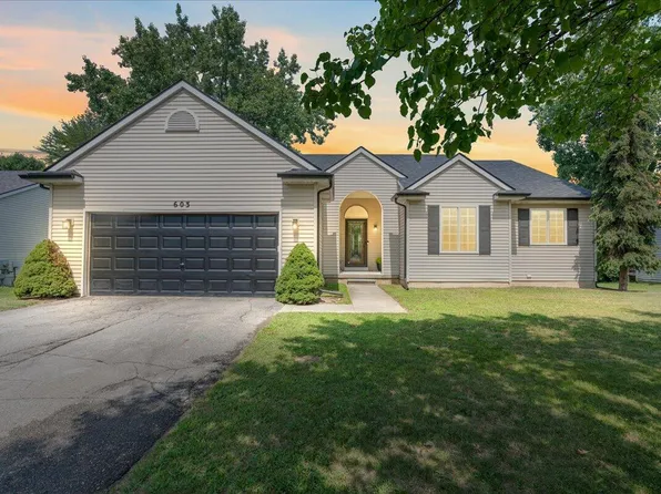 603 Cattail Ln, Pinckney, MI 48169