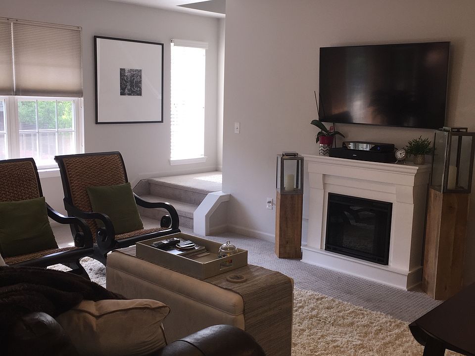 1st image of 598 Napa Valley Dr #1