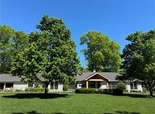 9801 Mohawk Ln, Leawood, KS 66206