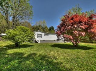 3777 N Meadow Cir, Young Harris, GA 30582