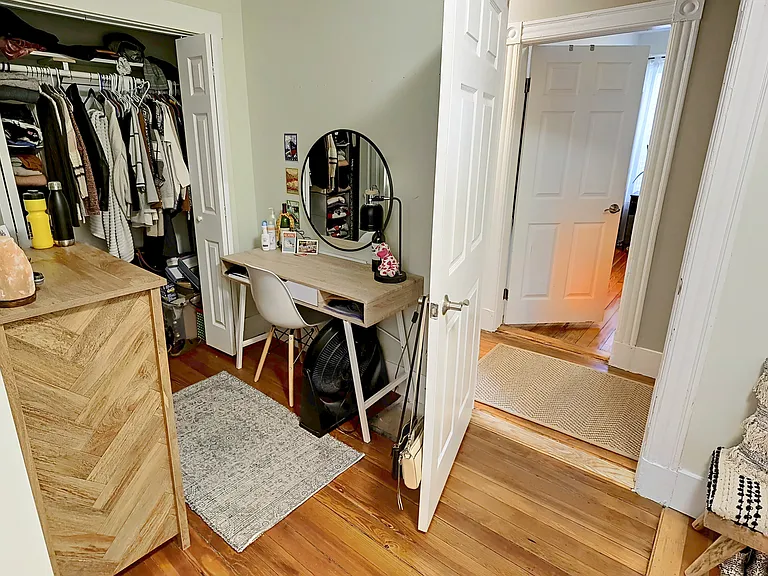 103 Marion St #1R — Photo 5