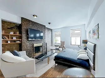 146 East 39th Street