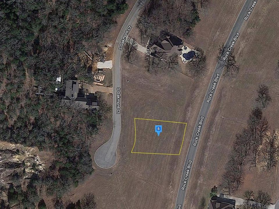 1st image of 272 S Oakmont Ct
