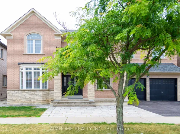 11 Alpaca Dr, Richmond Hill, ON L4E 0E6