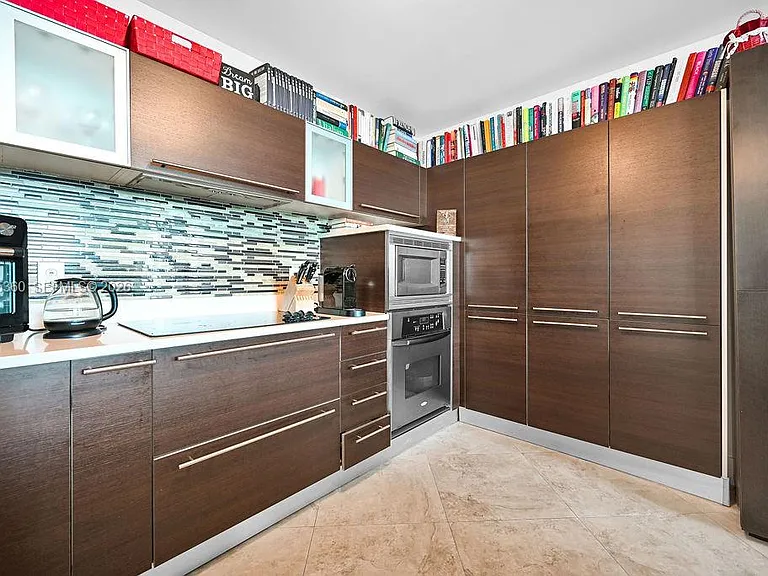 1900 N Bayshore Dr #5103 — Photo 13