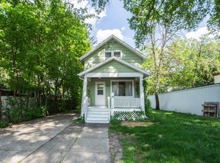 1007 11th St N, Fargo, ND 58102