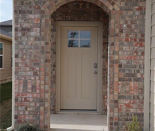 4th image of 13918 Belzer Dr