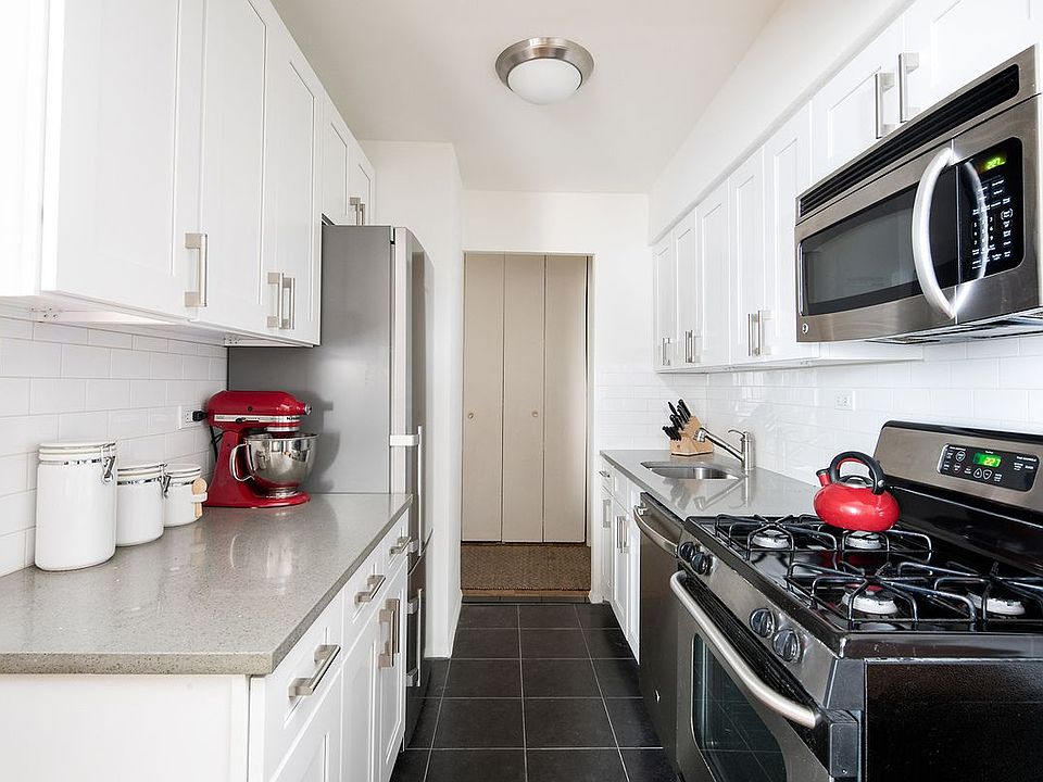1st image of 1623 3rd Ave APT 32D