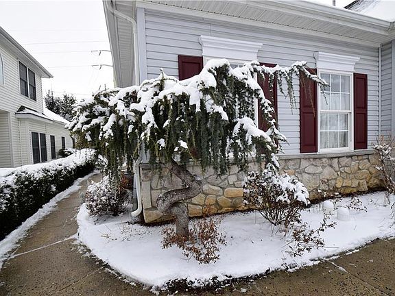 2nd image of 2675 Terrwood Dr W