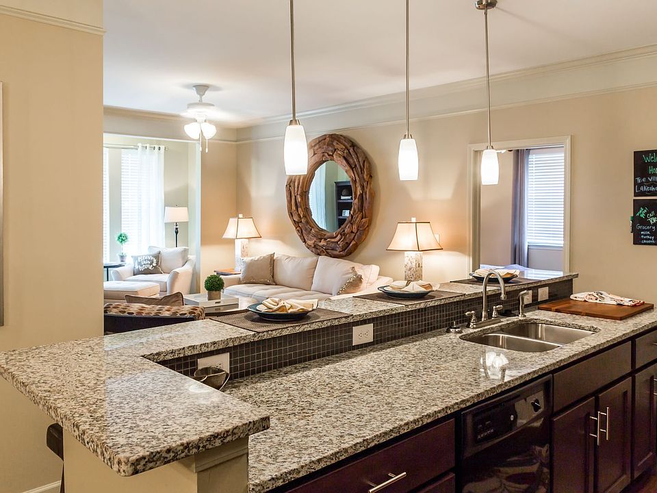1st image of 251 London Pkwy #236