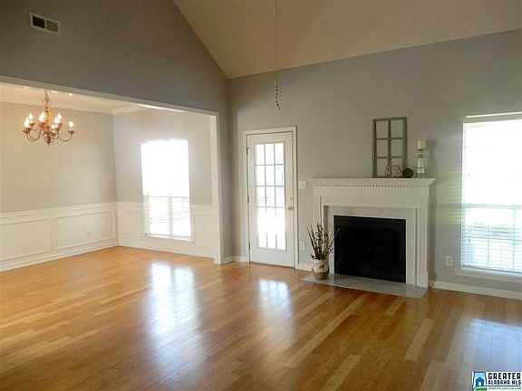 4th image of 909 McAllister Dr