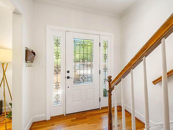 4th image of 1 Gatlin Ct