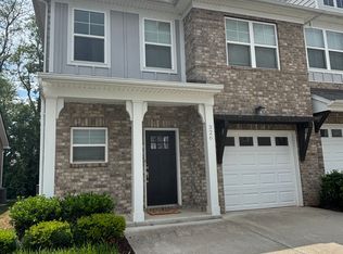 326 Banbury Dr, Gallatin, TN 37066