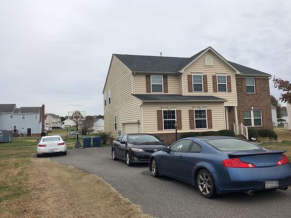 3rd image of 2105 Lindsey Gabriel Dr